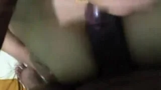 Surma lagai khubsurat biwi ki kali chut chodi