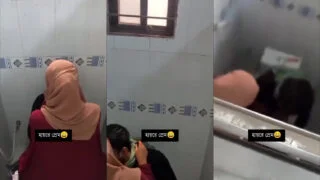 Public toilet me chudai karte lovers ko mili daant fatkar
