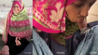 Hijab burka pahani pathani bhabhi ne munh me liya lund